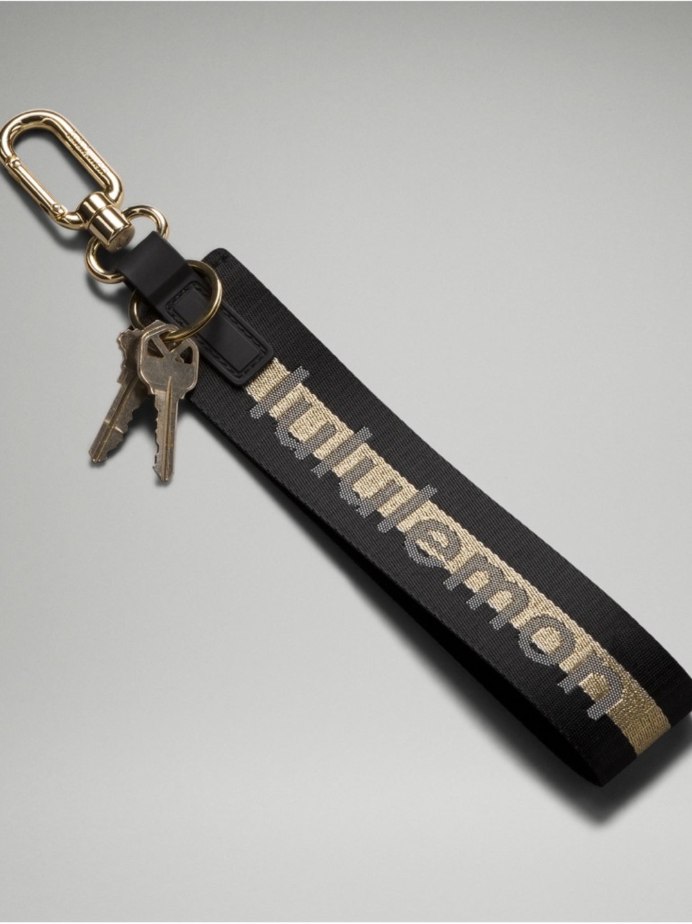 LULULEMON never lost keychain